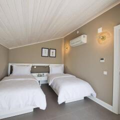 Samira Exclusive Hotel & Apartments сейф в номере