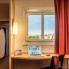 Отель ibis Paris Montmartre 18ème удобства в номере