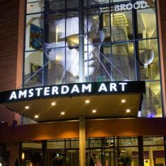 Отель Westcord Art Amsterdam 4 Star Амстердам вид на фасад фото 2