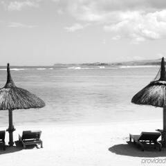 Отель Shanti Maurice Resort & Spa спортивное сооружение