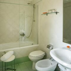 Отель Room Mate Luca ванная