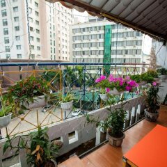 Отель Halong Party Hostel Вьетнам, Халонг - отзывы, цены и фото номеров - забронировать отель Halong Party Hostel онлайн балкон