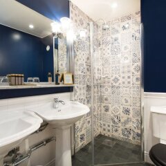Отель Victory Hotel Швеция, Стокгольм - отзывы, цены и фото номеров - забронировать отель Victory Hotel онлайн ванная фото 2