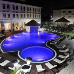 Hotel Victoria Garden бассейн фото 2