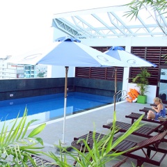 Nhi Phi Hotel бассейн фото 2