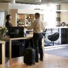 Отель Vejle Center Hotel Дания, Вайле - отзывы, цены и фото номеров - забронировать отель Vejle Center Hotel онлайн интерьер отеля