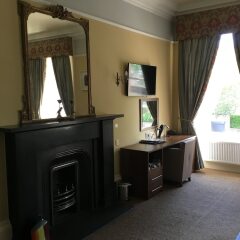 The Salisbury Hotel удобства в номере
