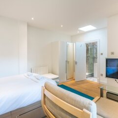 Отель Exquisite Hampstead Home near Regents Park комната для гостей фото 4