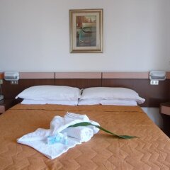 Hotel Suprem Римини комната для гостей фото 3
