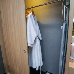 Отель Holiday Inn Atrium Сингапур сейф в номере