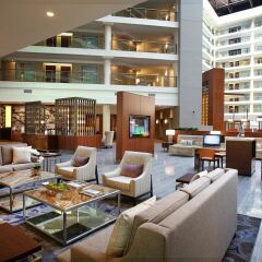 Отель The District by Hilton Club интерьер отеля фото 3
