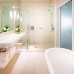 Отель Hilton Lake Taupo ванная