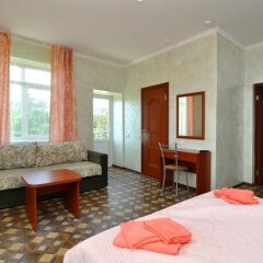 Гостиница Guest House Korona в Анапе 1 отзыв об отеле, цены и фото номеров - забронировать гостиницу Guest House Korona онлайн Анапа комната для гостей фото 5