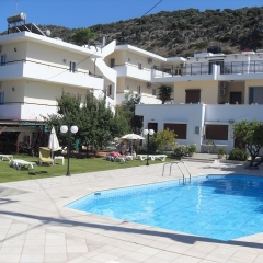 Апартаменты Iraklis Studios & Apartments бассейн фото 3
