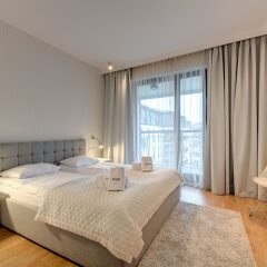 Апартаменты Dom & House - Apartments Szafarnia комната для гостей