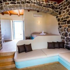 Отель H Hotel Pserimos Villas Греция, Калимнос - отзывы, цены и фото номеров - забронировать отель H Hotel Pserimos Villas онлайн комната для гостей фото 4