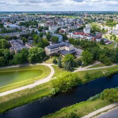 Отель Romantic Boutique Hotel & Spa Литва, Паневежис - 1 отзыв об отеле, цены и фото номеров - забронировать отель Romantic Boutique Hotel & Spa онлайн приотельная территория