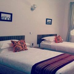 WEStay at the Grand Nyaung Shwe Hotel комната для гостей фото 3