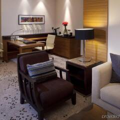 Отель Radisson Blu Hotel Cebu Филиппины, Лапу-Лапу - 1 отзыв об отеле, цены и фото номеров - забронировать отель Radisson Blu Hotel Cebu онлайн удобства в номере
