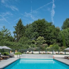 Отель Residence La Reserve Франция, Ферней-Вольтер - отзывы, цены и фото номеров - забронировать отель Residence La Reserve онлайн бассейн