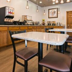 Отель Best Western Buffalo Ridge Inn питание фото 3