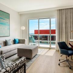 Отель Hampton Inn & Suites Santa Monica США, Санта-Моника - отзывы, цены и фото номеров - забронировать отель Hampton Inn & Suites Santa Monica онлайн комната для гостей