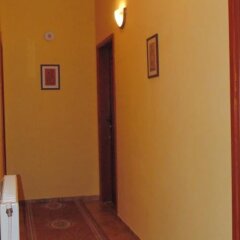 Отель Dvata Brjasta Family Hotel Болгария, Асеновград - отзывы, цены и фото номеров - забронировать отель Dvata Brjasta Family Hotel онлайн интерьер отеля фото 3