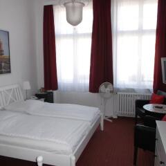 Hotel-pension Bregenz Берлин вид на фасад