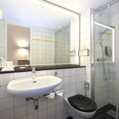 Thon Hotel Bergen Airport in Bergen, Norway from 171$, photos, reviews - zenhotels.com bathroom