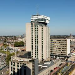 Отель NH Utrecht городской автобус