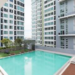Отель The Sky Sukhumvit By Favstay бассейн фото 3