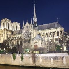 Отель De Notre Dame Париж приотельная территория