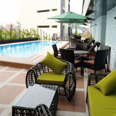 Отель Monty Suites & Golf бассейн фото 3