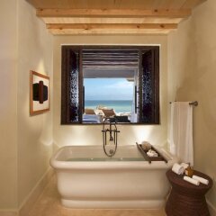Отель Waldorf Astoria Los Cabos Pedregal Мексика, Педрегал - отзывы, цены и фото номеров - забронировать отель Waldorf Astoria Los Cabos Pedregal онлайн ванная фото 2