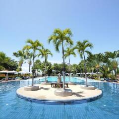 Отель Botany Beach Resort На Чом Тхиан бассейн