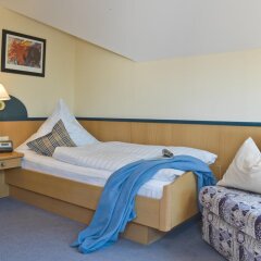 Hotel Garni Vier Jahreszeiten комната для гостей фото 3