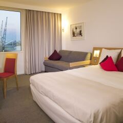 Отель Novotel London Excel комната для гостей фото 5