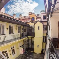 Отель U Zlate Podkovy - At The Golden Horseshoe Чехия, Прага - отзывы, цены и фото номеров - забронировать отель U Zlate Podkovy - At The Golden Horseshoe онлайн