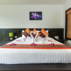 Отель Apk Resort Патонг сейф в номере