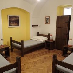 Arpacay Backpackers Hostel Прага сейф в номере