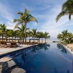 Отель Las Palmas Beachfront Villas Мексика, Коакоюл - отзывы, цены и фото номеров - забронировать отель Las Palmas Beachfront Villas онлайн бассейн фото 2
