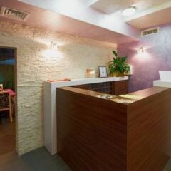 Отель Family Hotel Coral Болгария, Поморие - отзывы, цены и фото номеров - забронировать отель Family Hotel Coral онлайн интерьер отеля