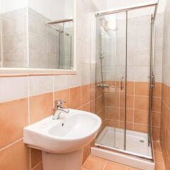 Отель Oceanview Luxury Villa 134 Кипр, Протарас - отзывы, цены и фото номеров - забронировать отель Oceanview Luxury Villa 134 онлайн ванная фото 2
