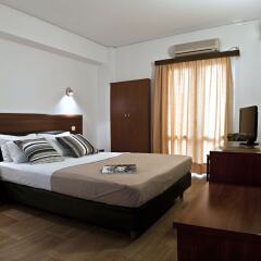 Stalis Hotel сейф в номере