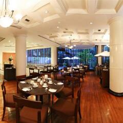 Отель Solitaire Bangkok Sukhumvit 11 Таиланд, Бангкок - 1 отзыв об отеле, цены и фото номеров - забронировать отель Solitaire Bangkok Sukhumvit 11 онлайн питание фото 2