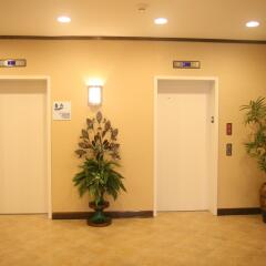 Отель Holiday Inn Express Newington интерьер отеля фото 3