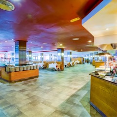 SBH Taro Beach Hotel - All Inclusive гостиничный бар