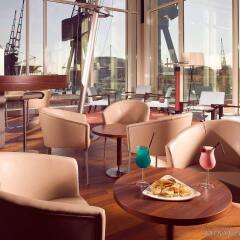 Отель Novotel London Excel гостиничный бар