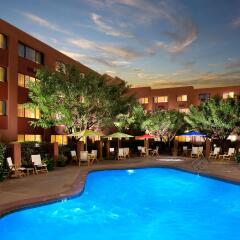 Отель Best Western Plus Rio Grande Inn бассейн