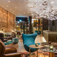 Отель Motel One Frankfurt-Römer интерьер отеля